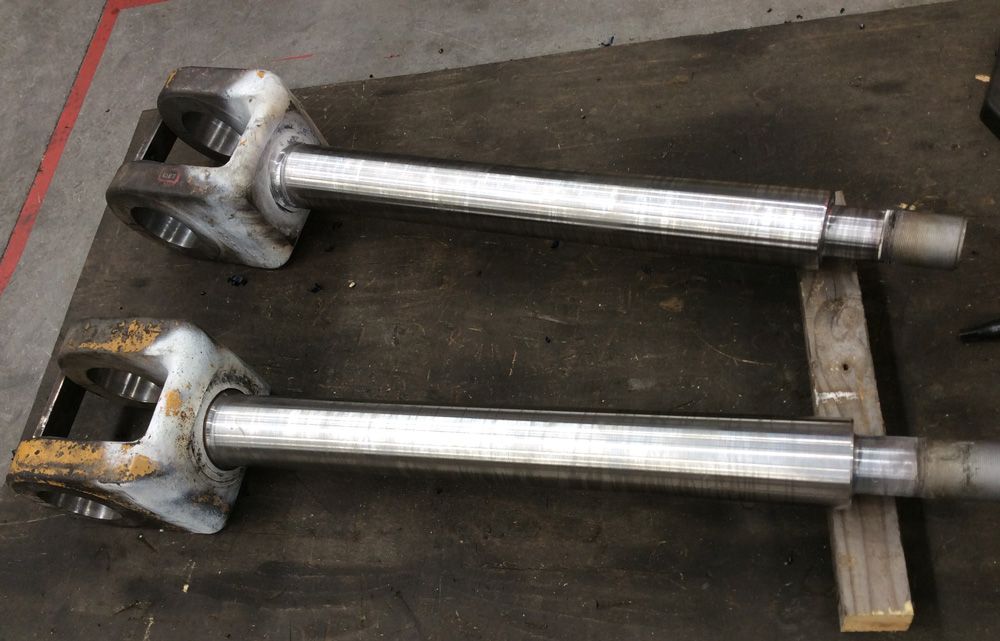 Articulated-steering-rams-hardchrome-repalcement.1000p